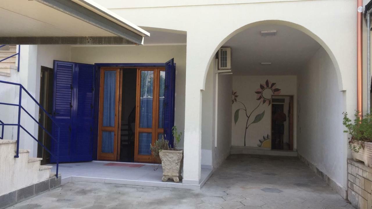 Il Girasole 2 Villa Torre dell'Orso Exterior foto